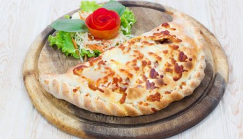 CALZONE SPECIALE